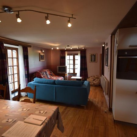 Le Chateau De Frankie Spas-Saunas Grand-Reng Exterior photo