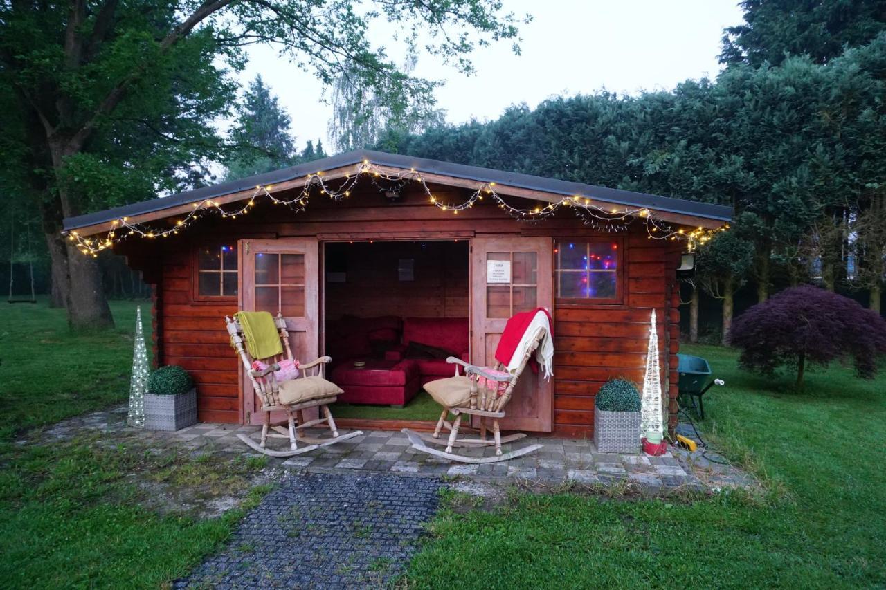 Le Chateau De Frankie Spas-Saunas Grand-Reng Exterior photo