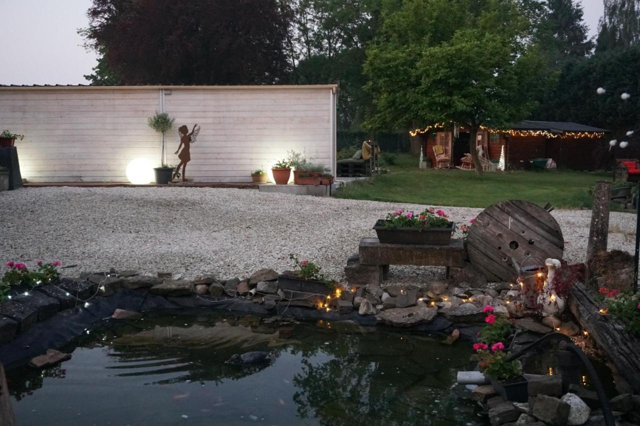 Le Chateau De Frankie Spas-Saunas Grand-Reng Exterior photo